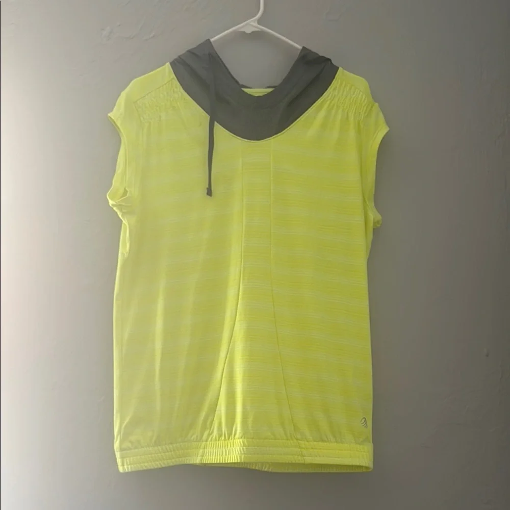 MPG Yellow and Gray Sweatshirt Athletic Top 6 - Picture 1 of 11